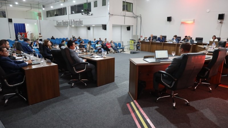 Câmara aprova o “Desenrola Tributos” e avança em projetos nas áreas social e urbana Câmara aprova o “Desenrola Tributos” e avança em projetos nas áreas social e urbana