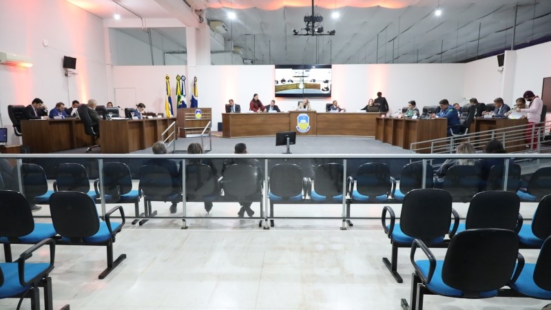 Câmara aprova novas regras para concessão do sistema de estacionamento rotativo em Dourados Câmara aprova novas regras para concessão do sistema de estacionamento rotativo em Dourados