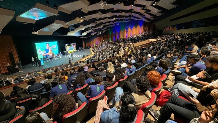 MS transforma participação em potência e reúne juventudes dos 79 municípios em encontro histórico MS transforma participação em potência e reúne juventudes dos 79 municípios em encontro histórico