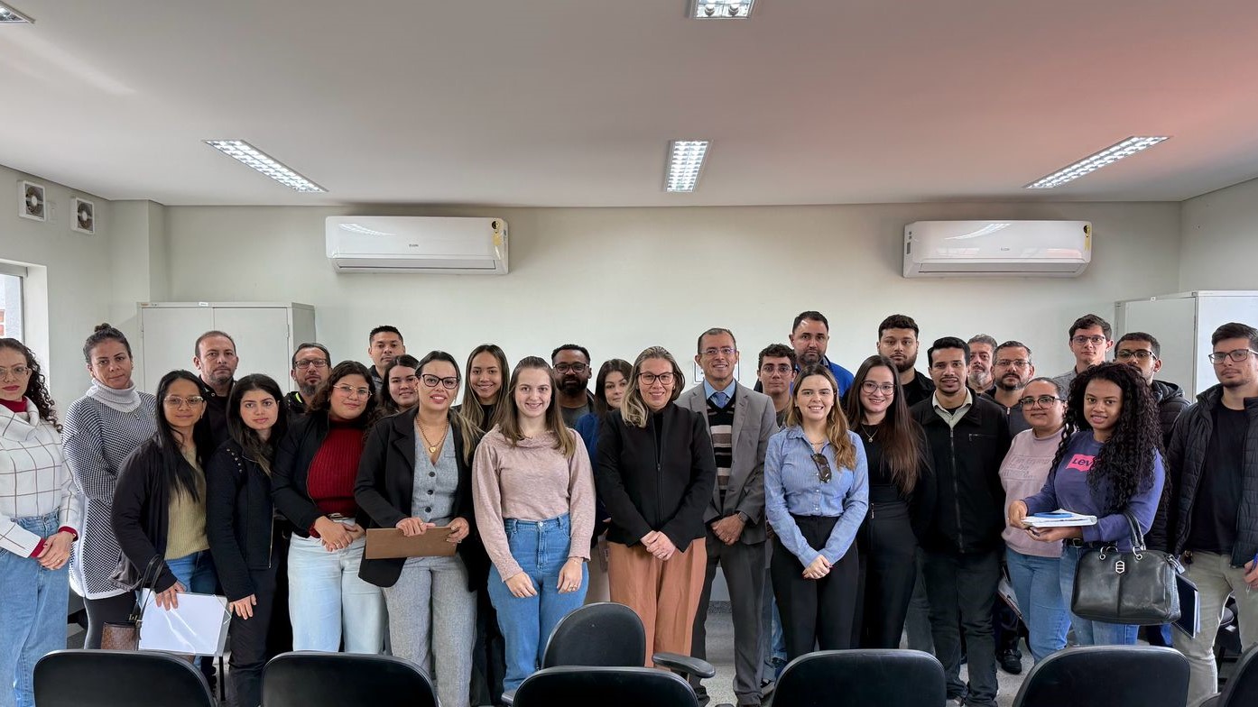 Procon de Dourados recebe acadêmicos de Direito para intercâmbio com visita técnica Procon de Dourados recebe acadêmicos de Direito para intercâmbio com visita técnica