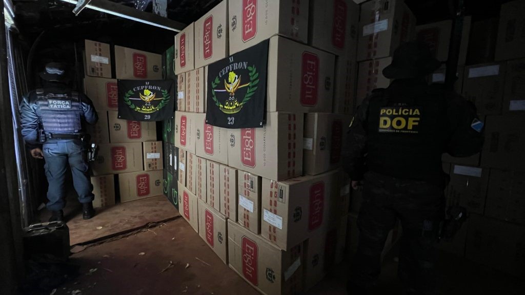 DOF apreende quase 35 mil pacotes de cigarros em entreposto