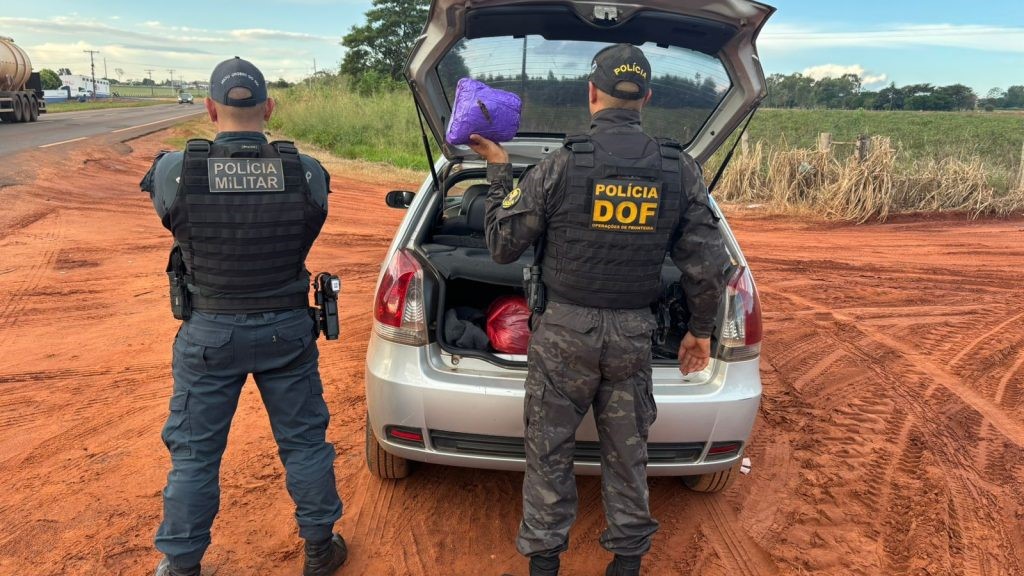 DOF prende dupla com maconha durante bloqueio em Ivinhema