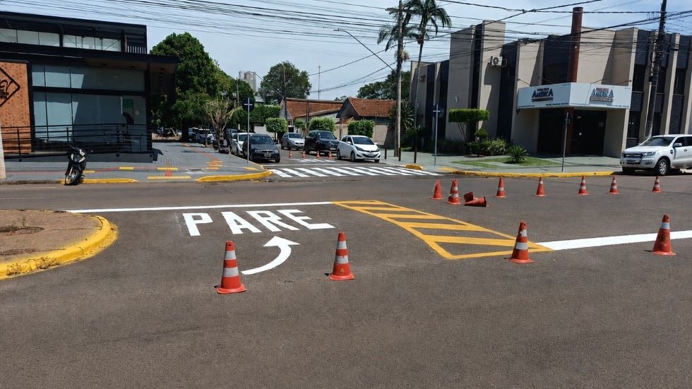 Agetran avança na modernização da sinalização de trânsito com reforço em áreas escolares