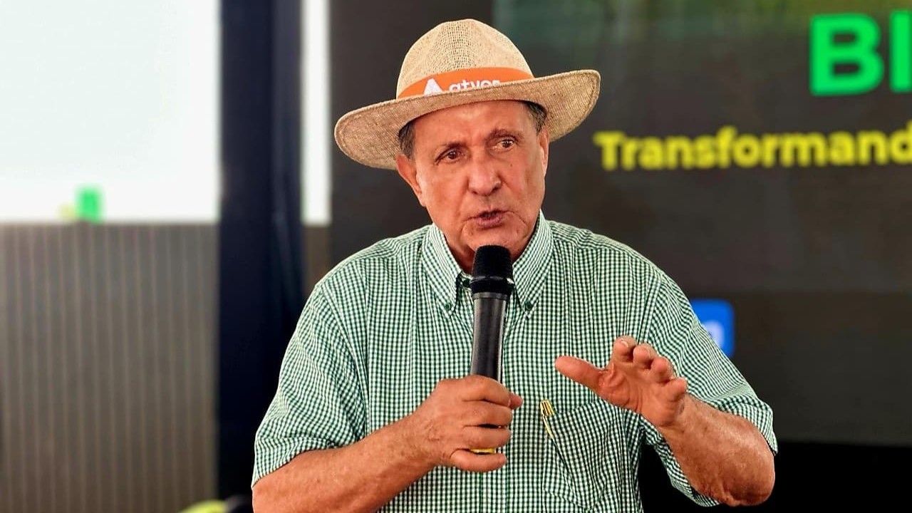 Zé Teixeira trabalha para fortalecer agricultura familiar em Douradina Zé Teixeira trabalha para fortalecer agricultura familiar em Douradina