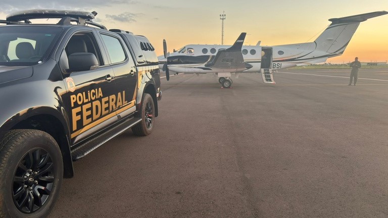 PF recebe brasileiro preso na Bolívia em Campo Grande
