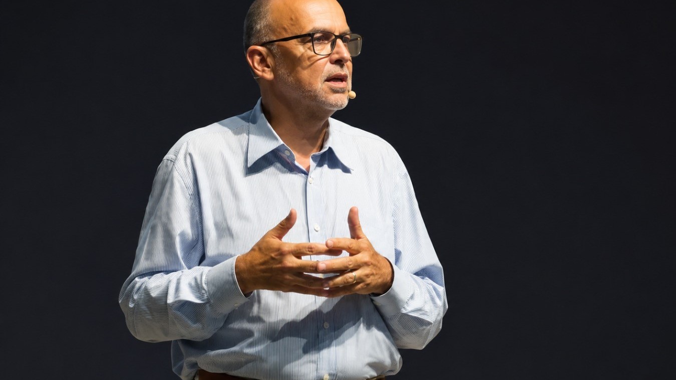 Trabalho social e religioso garante título de cidadania a pastor douradense Trabalho social e religioso garante título de cidadania a pastor douradense