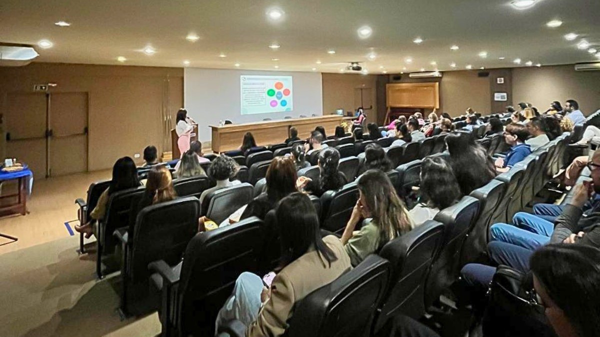 Dourados capacita profissionais para tratamento humanizado de paciente com excesso de peso Dourados capacita profissionais para tratamento humanizado de paciente com excesso de peso