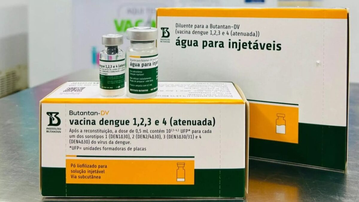 Vacinas do Butatan enviadas a Dourados imunizaram 70 trabalhadores da Atenção Primária a Saúde Vacinas do Butatan enviadas a Dourados imunizaram 70 trabalhadores da Atenção Primária a Saúde