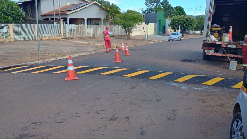 Investimentos do Detran-MS em engenharia de trânsito buscam salvar vidas em cidades da região central de MS Investimentos do Detran-MS em engenharia de trânsito buscam salvar vidas em cidades da região central de MS