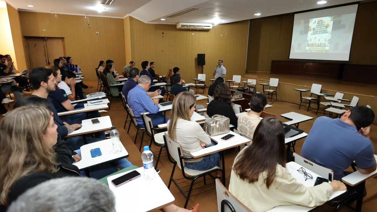 1º Mesa redonda Institucional com servidores debate meio ambiente