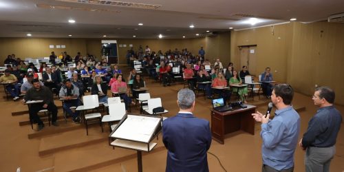 A abertura oficial do Perifeirarte ocorreu na noite desta quinta-feira, no auditório da Prefeitura Municipal, com evento técnico – Fotos: A. Frota