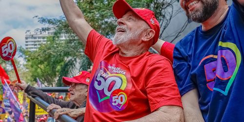 05.10.2024 - Presidente da República, Luiz Inácio Lula da Silva, durante caminhada com Guilherme Boulos na Avenida Paulista. São Paulo-SP. Foto: Ricardo Stuckert / PR
