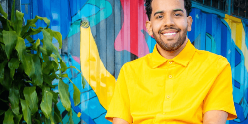 Pagodeiro João Camaleão irá animar a Feira Central neste sábado, a partir das 19 horas