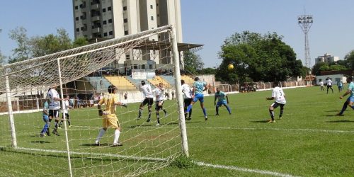 Gramado do Estádio da Leda recebe os finalistas do Amadorzão 2025 neste domingo – Foto: Divulgação