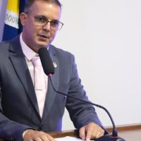 Cabral cobra esclarecimentos sobre emissão de atestados e receituários na rede de saúde