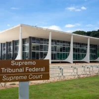 Homem é preso ao tentar invadir a sede do Supremo em Brasília