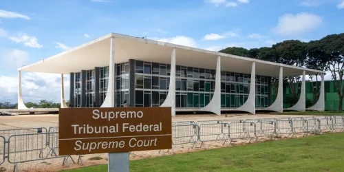 Homem é preso ao tentar invadir a sede do Supremo em Brasília