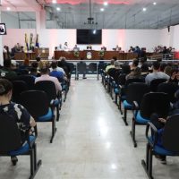 Em duas sessões, Câmara aprova orçamento para 2026, limpa a pauta e prepara recesso parlamentar