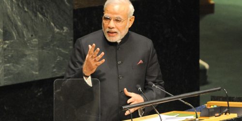 O primeiro-ministro, Shri Narendra Modi, abordando a 69ª sessão da Assembléia Geral das Nações Unidas, em Nova York, em 27 de setembro de 2014.