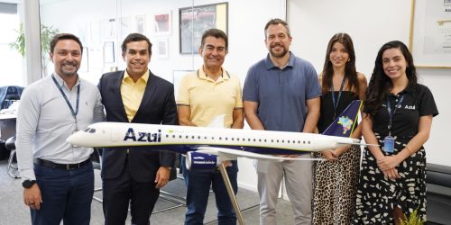 Prefeito Marçal Filho e deputado federal Beto Pereira reunidos com a diretoria da Azul para discutir a volta das operações no Aeroporto de Dourados