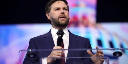 Foto - Gage Skidmore de Surprise