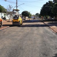 Frente de recuperação asfáltica avança e transforma vias do Jardim Maipu em Dourados