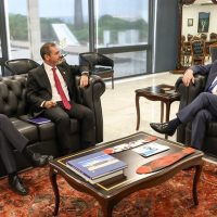 Edson Fachin recebe diretor-geral da PF