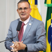Vereador Inspetor Cabral cobra informações sobre estrutura da sala de medicação da UPA