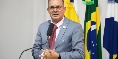 Vereador Inspetor Cabral cobra informações sobre estrutura da sala de medicação da UPA