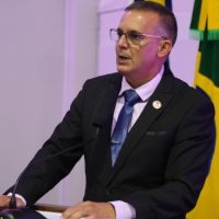 Inspetor Cabral solicita informações detalhadas sobre ações de combate à dengue e chikungunya em Dourados