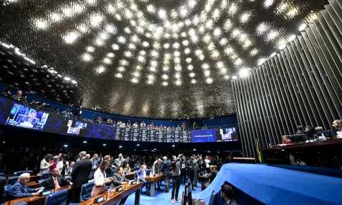 Senado aprova fim da escala 6×1 com redução da jornada para 40 horas semanais
