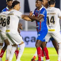 Luan Peres salva o Santos contra o Bahia em noite de dilúvio e Neymar “vilão”