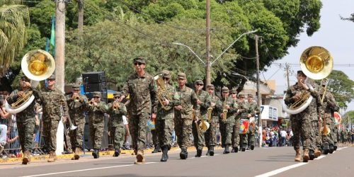 Efetivo da 4ª Brigada de Cavalaria Mecanizada encantou o público durante o desfile de 7 de Setembro na manhã deste domingo– Fotos- A. Frota