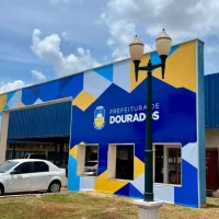 Servidores da Prefeitura de Dourados acordaram nesta quarta-feira com os salários de dezembro na conta: presente de Natal – Foto: A. Frota