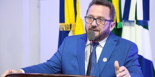 Laudir cobra iluminação e segurança em rua de acesso às universidades  