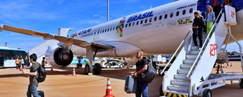 A Latam Airlines aterrissou nesta quinta-feira pela primeira vez em Dourados com um Airbus A320neo com capacidade para 174 passageiros. Foto: Clara Medeiros/Dourados News