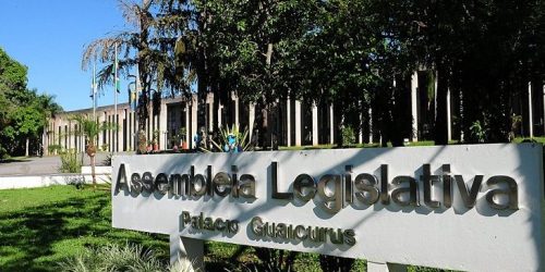 Zé Teixeira cobra segurança jurídica para produtores rurais durante discurso na ALEMS