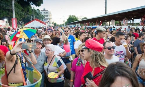 Com investimento de R$ 2,6 milhões, Carnaval de Campo Grande deve reunir mais de 100 mil foliões