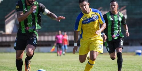 DAC e CRA fizeram um grande jogo no Douradão, com seis gols e classificação do time da casa (Foto: Marcelo Berton/@berton_shots_jpn