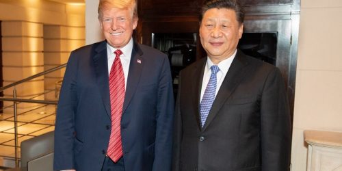 Foto - https://x.com/Scavino45/status/1069069893549490176