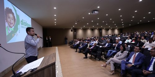 Marçal Filho destaca a importância da parceria institucional durante abertura de evento do TCE em Dourados- Fotos: A. Frota