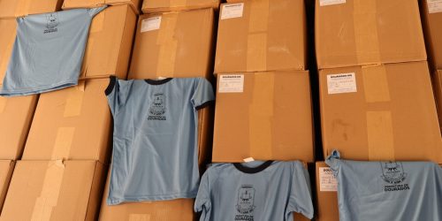 Rede Municipal de Ensino vai entregar uniformes e kits escolares no primeiro dia de aula da Rede Municipal 