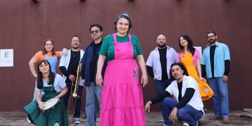 Cantora Laura Cyrineu e Trio de Última com Pimenta & Especiarias cantam e tocam músicas para crianças de todas as idades. Divulgação/Semc