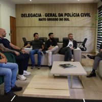 Delegado-Geral recebe representantes da Força Nacional para alinhar ações conjuntas contra o crime na região do Cone Sul do Estado