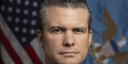 29º Secretário de Defesa Pete Hegseth Retrato Oficial (foto do DOD de Chad J. McNeeley)