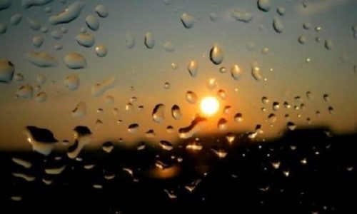 Frente fria perde força, mas previsão não descarta chuva forte e raios em MS