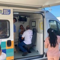 MS leva Vacimóvel para atender comunidades ribeirinhas em ação social no Pantanal