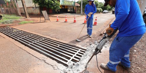 Boca de dragão no final da Rua Ponta Porã causava muito barulho por conta de vigas de aço soltas.
Foto: A. Frota