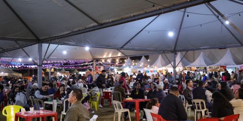 Festa chama atenção pela variedade gastronômica – Crédito A. Frota
