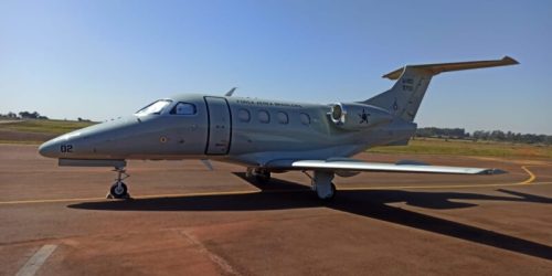 Jatinho da Força Aérea Brasileira aterrissa no Aeroporto Regional de Dourados para transporte de órgãos para transplante. Foto: Divulgação/Assecom